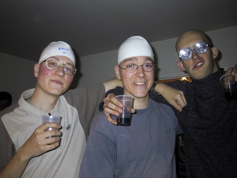 105-0508_IMG.jpg, 42699 bytes, 19.11.2000