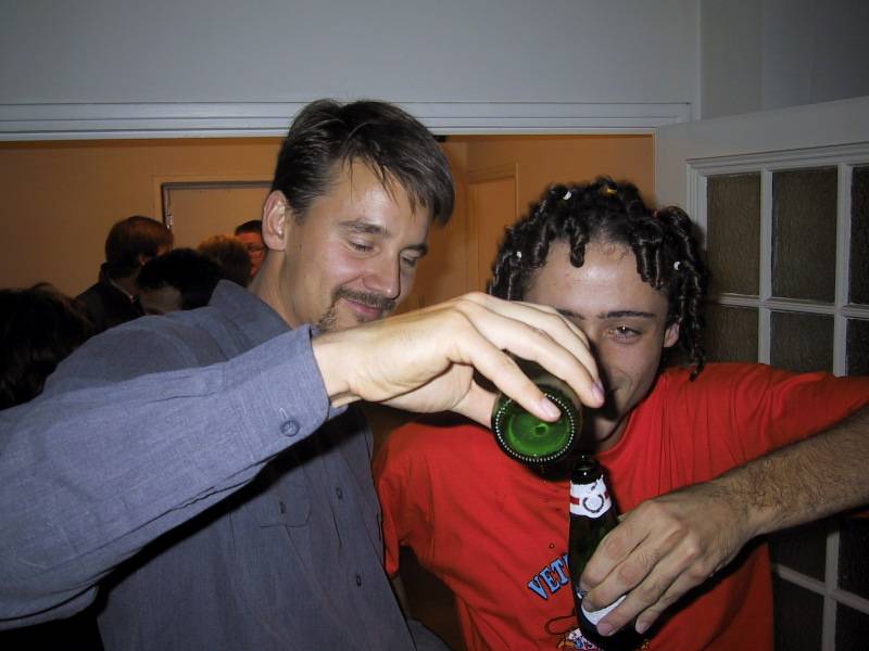 105-0524_IMG.jpg, 48489 bytes, 19.11.2000