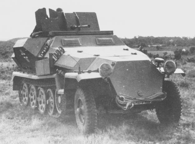 2cm Flak 38 auf mittlere Sch�tzenpanzerwagen Sd.Kfz.251/17