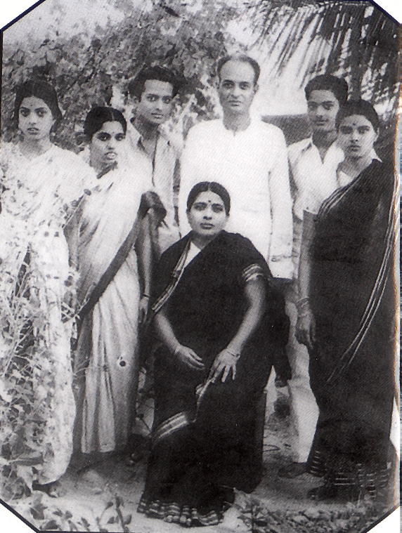 seshendra family members