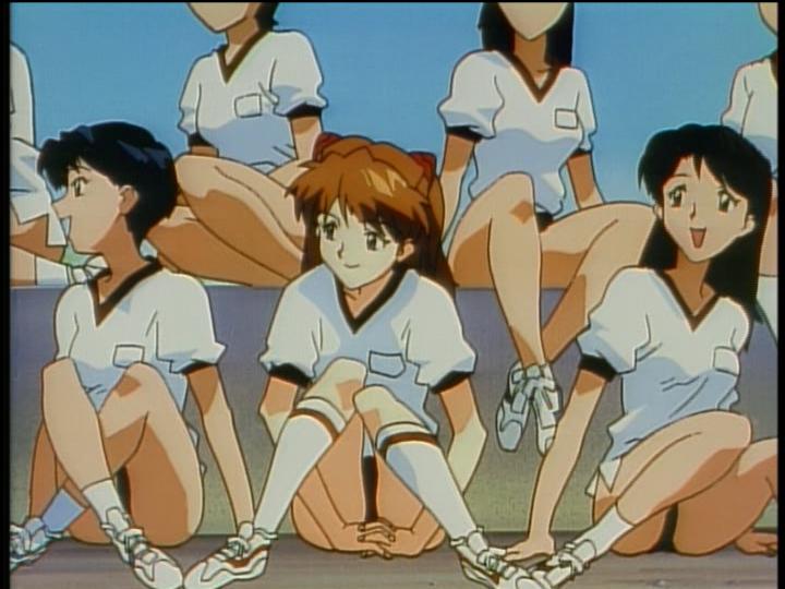 Asuka hanging out w/ classmates