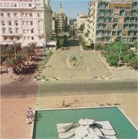 Piazza Salotto(Nave di Cascella)