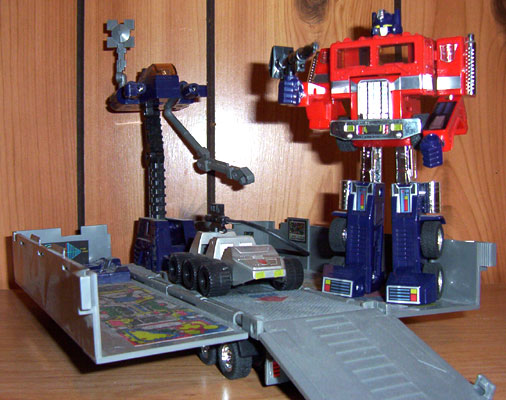 Reissue G1 Optimus Prime - TRU
