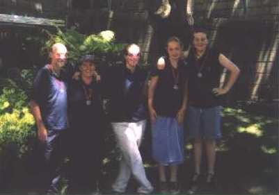 1kmteam1999.jpg (18262 bytes)