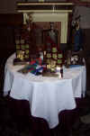 presentation_table.jpg (205311 bytes)