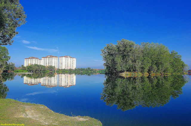 TASIK BIRU