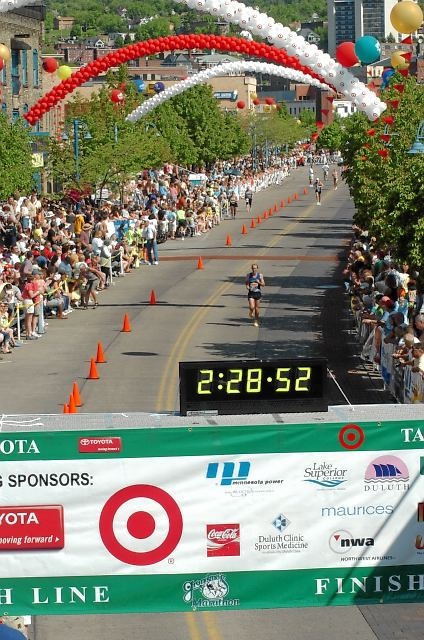finish of Grandmas Marathon 2007