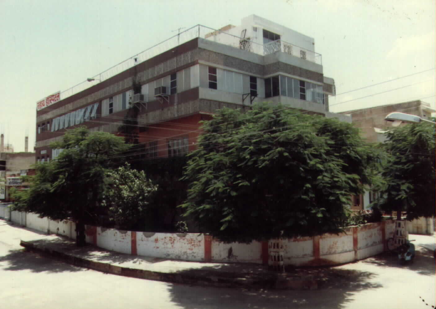 shrc.jpg (79854 bytes)