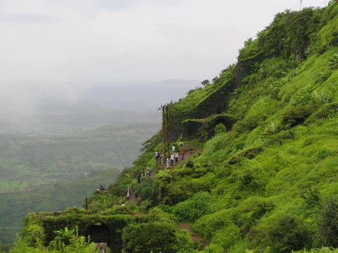 [Sinhagad2.jpg]