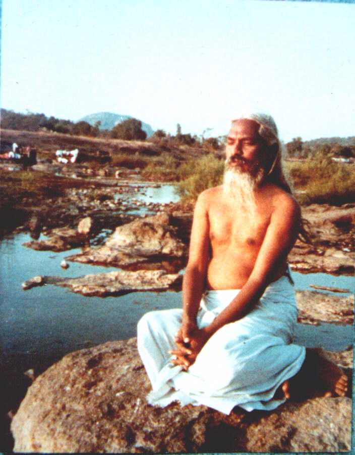 SRI LA SRI SWAMY OMKARANNADA HEAD ONGARAASHRAMAM-PONDICHERRY