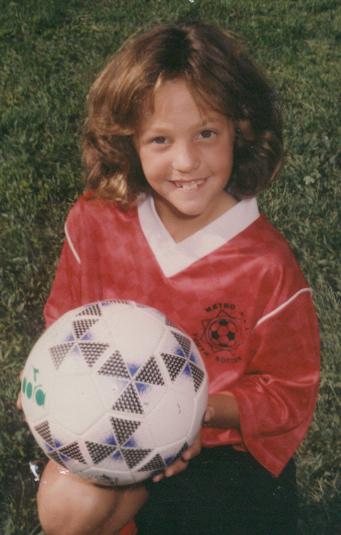 AW! lil 7 year old soccer player.... Go Pal Metro League!