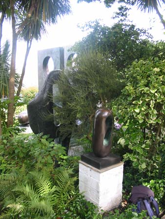 056_barbara_hepworth