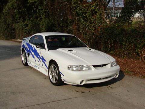www.mustangworld.com