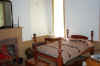 LeeHouseInterior2.JPG (51337 bytes)