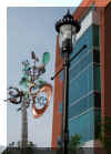 MobileSculptureSalem.JPG (78324 bytes)