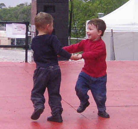 J and friend dance Fed Square 03
