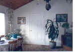 Family-Room-OPT.jpg (17580 bytes)