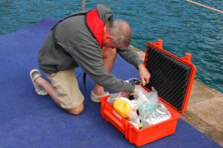 First Aid box image