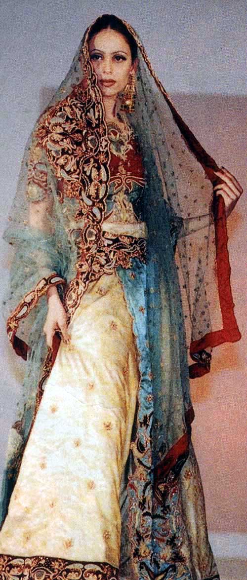 b33.jpg (121746 bytes)