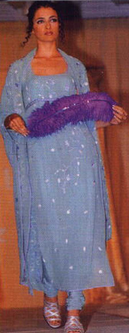 five.jpg (44560 bytes)