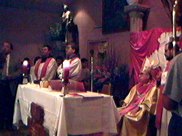 Lectura del ramillete espiritual grabado en la parte posterior del Cristo de San Damian