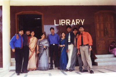 (L to R) Suresh, Sujeet, Suvarcha, Yukti, Sachin, ruchi, Ravi, Romit, Lokesh & me(Behind the camera)