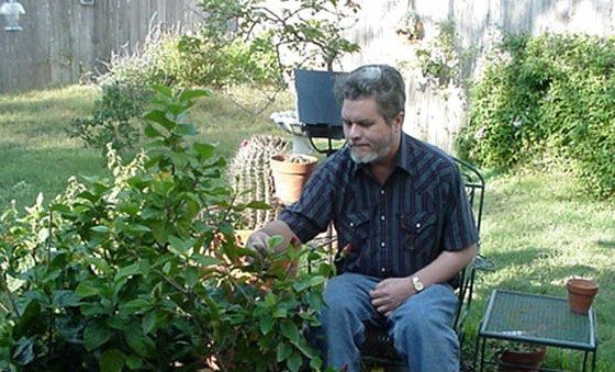 Larry and plants