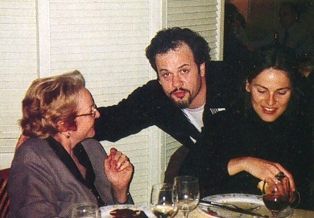 album071.jpg (40851 bytes)