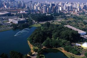 Sao Paolo photo: ibarapuera park square