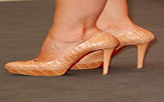 foto sapatos femininos meia pata de salto