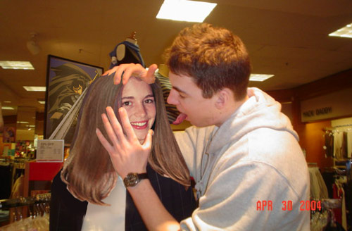 This d00d is teh make-out GAWD!!!  I mean, damn, check it out!