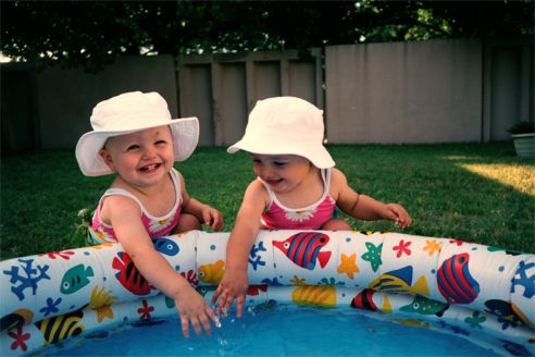 EMMA left, SARA right