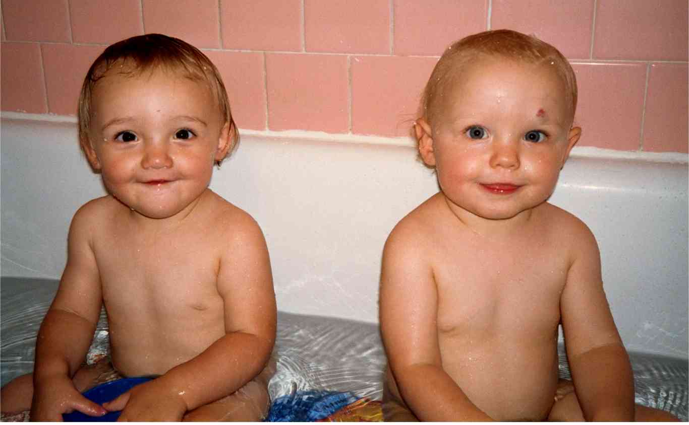 SARA 16 mo on the left, Emma on the right