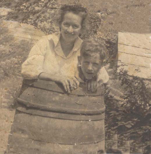 Clara Agnes Fulk and younger brother