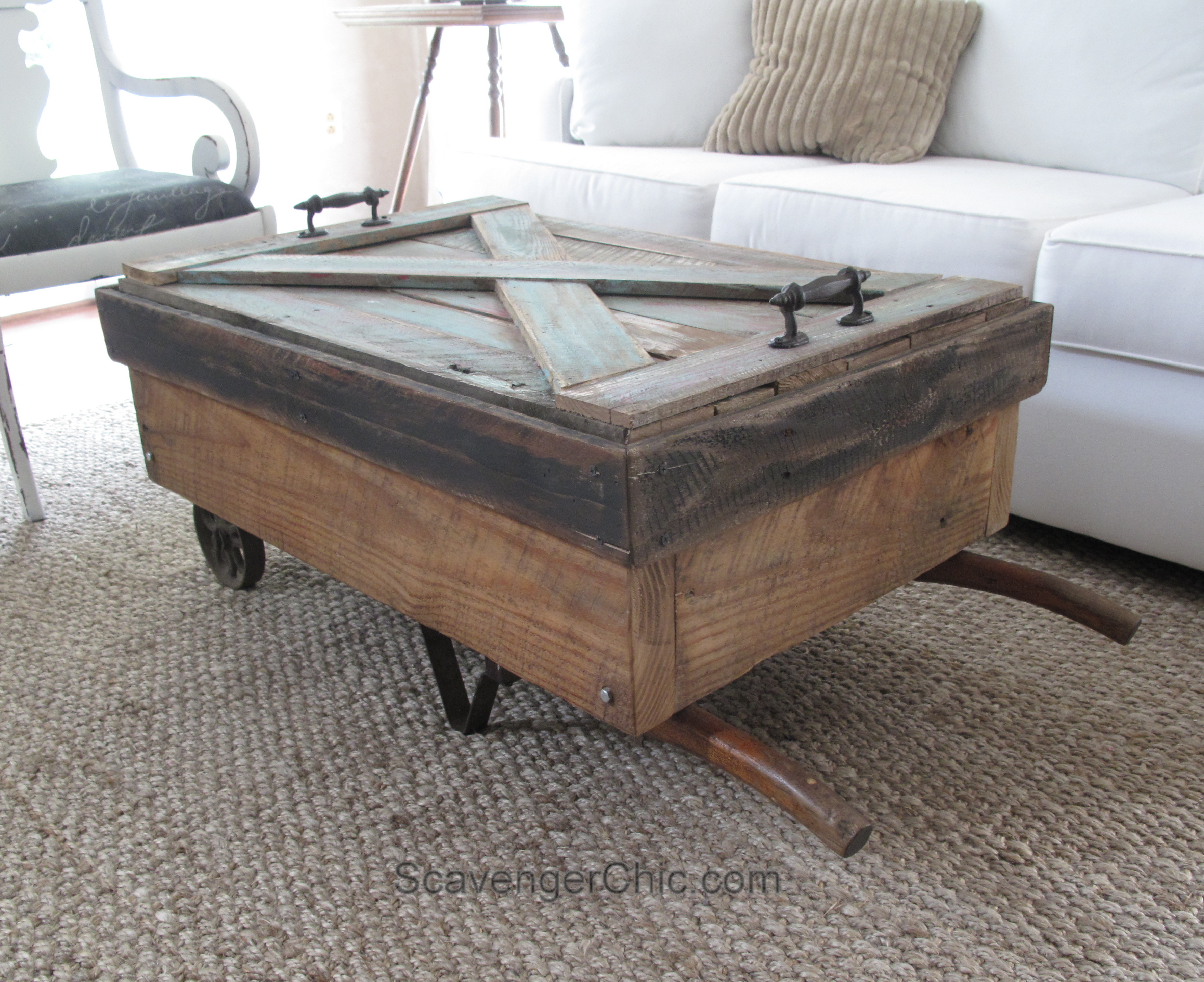 Wwheelbarrow table