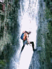 Descenso por una cascada