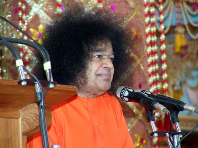 Swami at Ganesha Chaturthi 9/18/2004