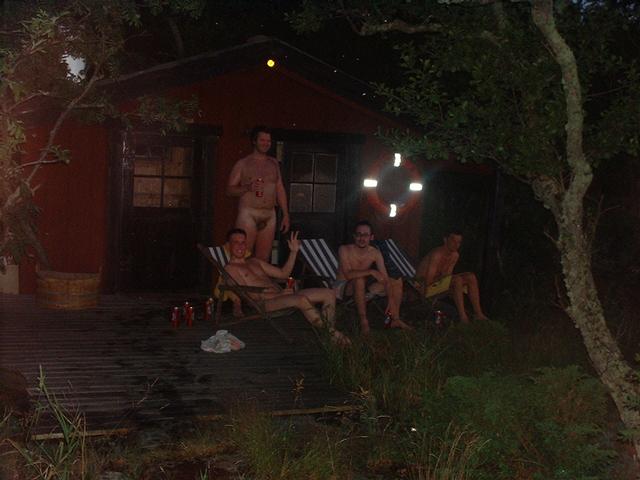 9.jpg (37353 bytes)