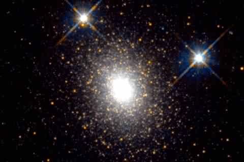 GlobularClusterG1.jpg (11200 bytes)