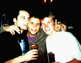 Sim�n, Mario y Ben de fiesta por Salamanca, Mayo 99