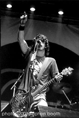 foofighters&copy;2003stephenbooth