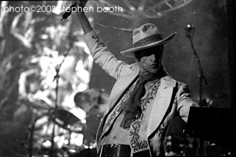 janesaddiction&copy;2003stephenbooth
