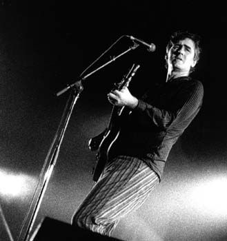 gobetweens bdo 2001 &copy;2001sbooth.jpg