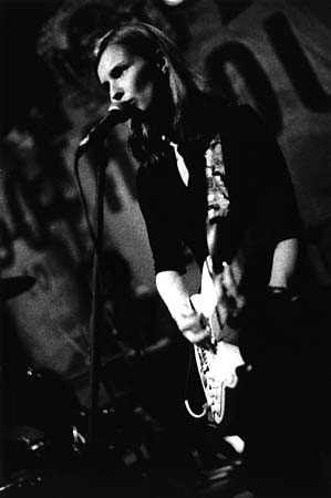 gotacola2&copy;2001sbooth.jpg