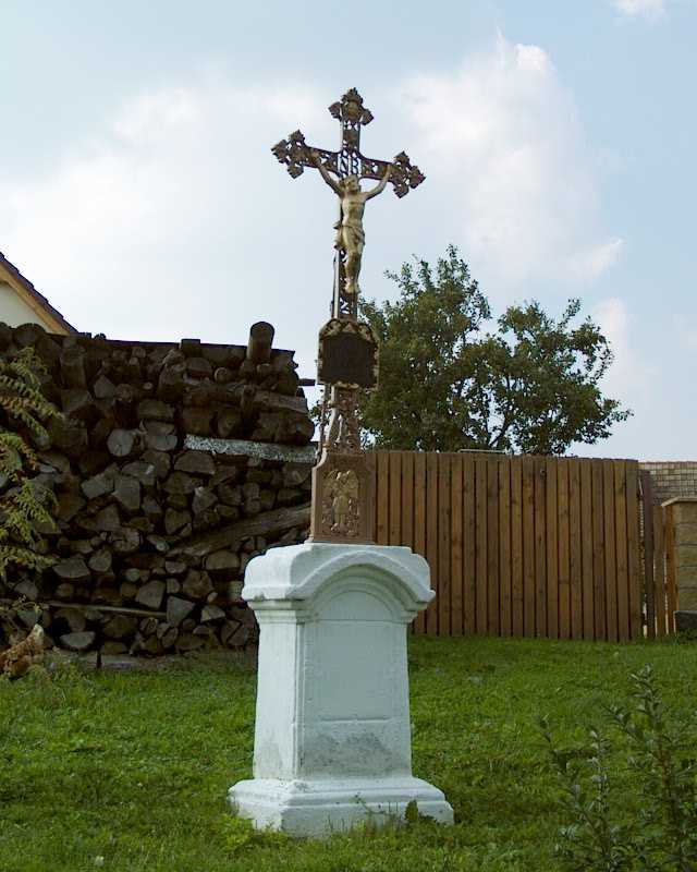 Cross