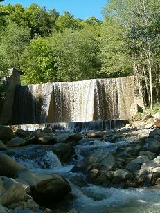 cascada de la poarta