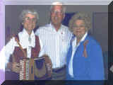 Accordion_Player.jpg (40425 bytes)