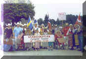 Parade.jpg (79858 bytes)