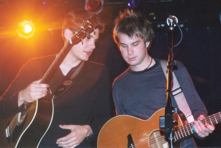 Howie & John 6/29/01 -- aren't they just the cutest ever?