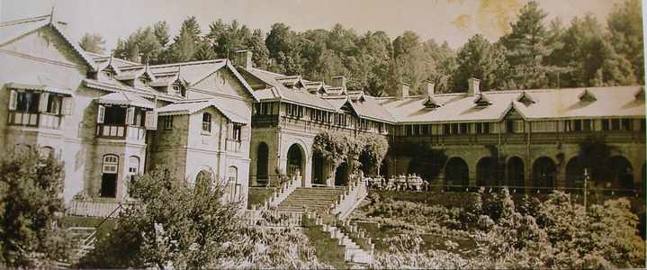 CJM - Jesus and Mary Convent School Murree - India (now Pakistan) in 1915.